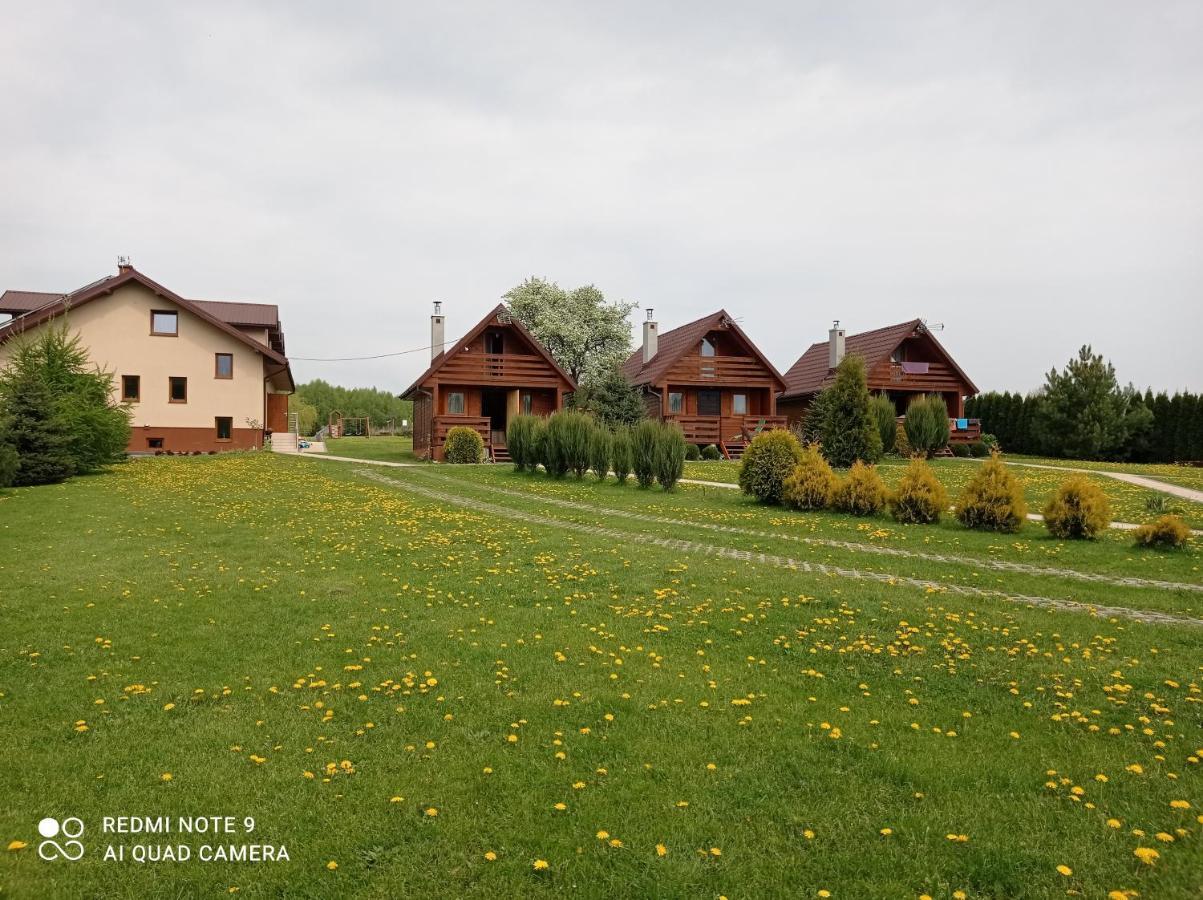 Osrodek Wczasowy "Wczasy Pod Grusza" Hotell Biecz Exteriör bild